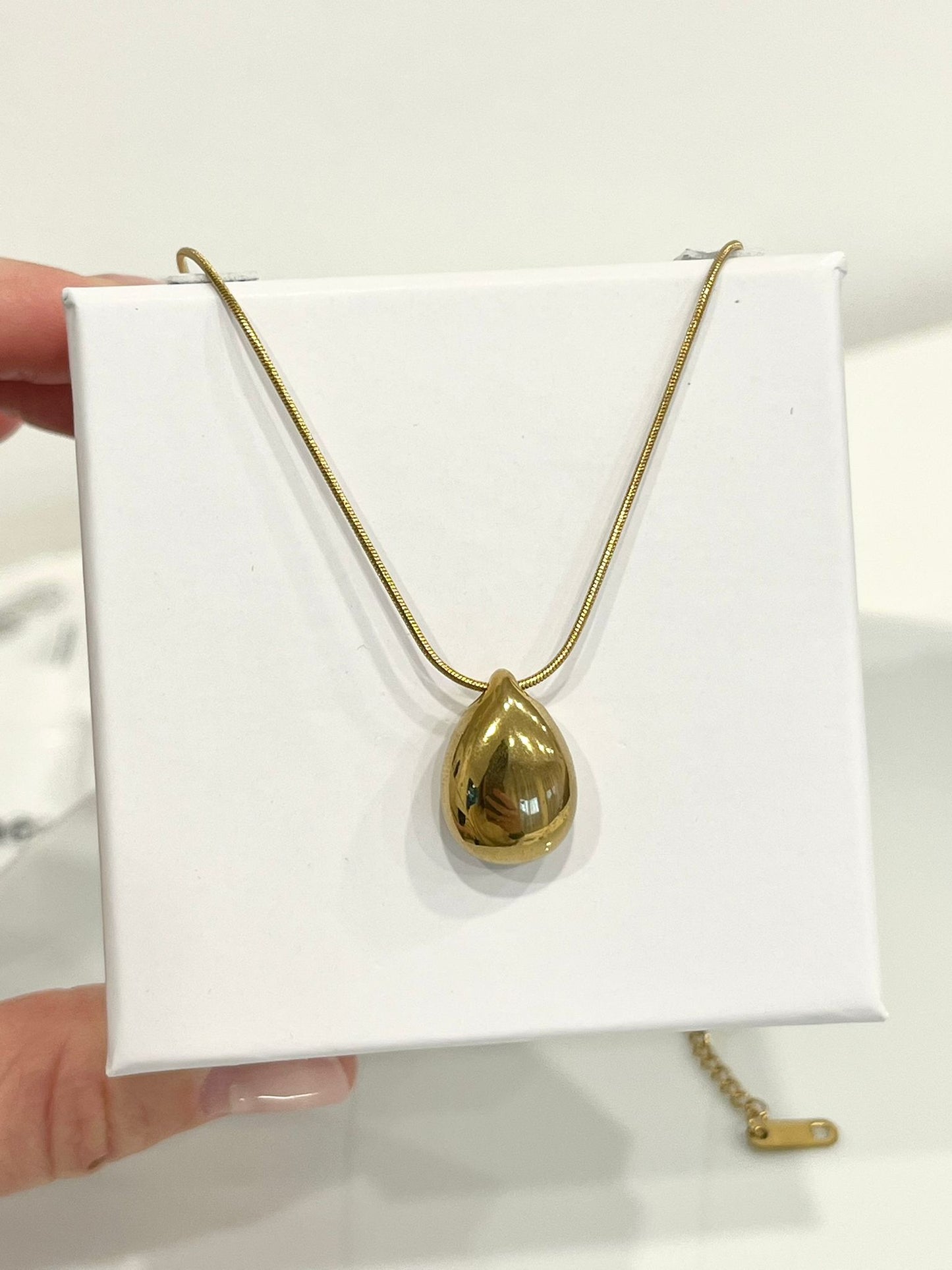 Collana Anthea pepita goccia oro